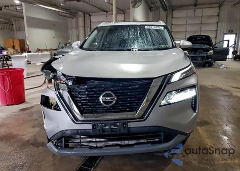 2021 Nissan Rogue Sv z USA, uszkodzony, nr VIN JN8AT3BB3MW209378